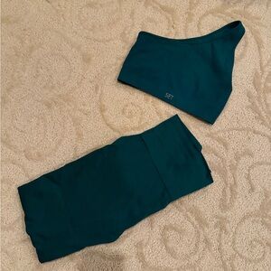 SET Active Bra and Leggings